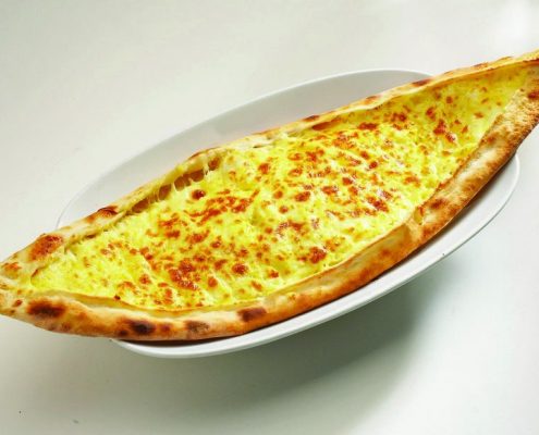 Kaşarlı Yumurtalı Pide
